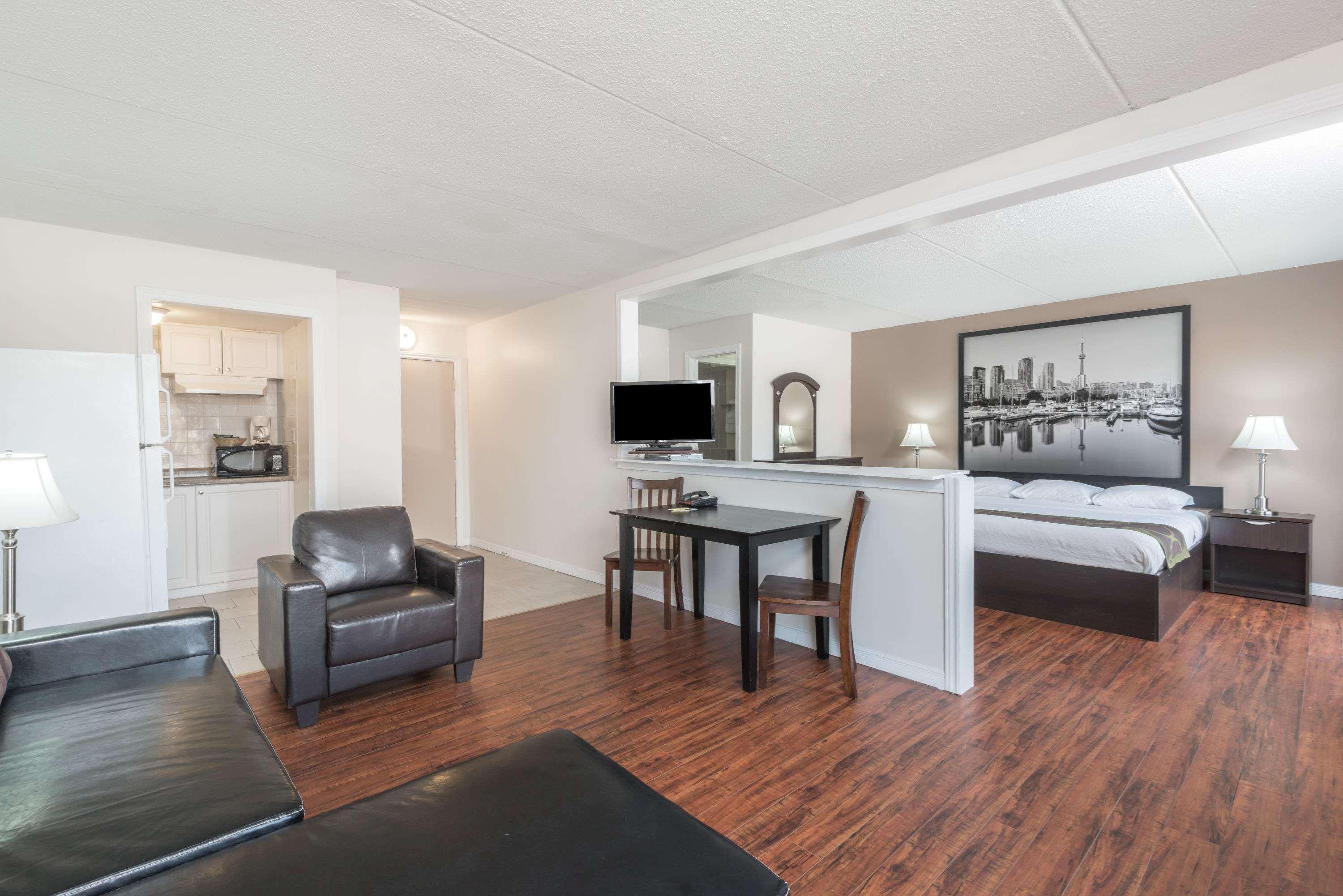 Hotel Super 8 By Wyndham Calgary/Airport Exterior foto