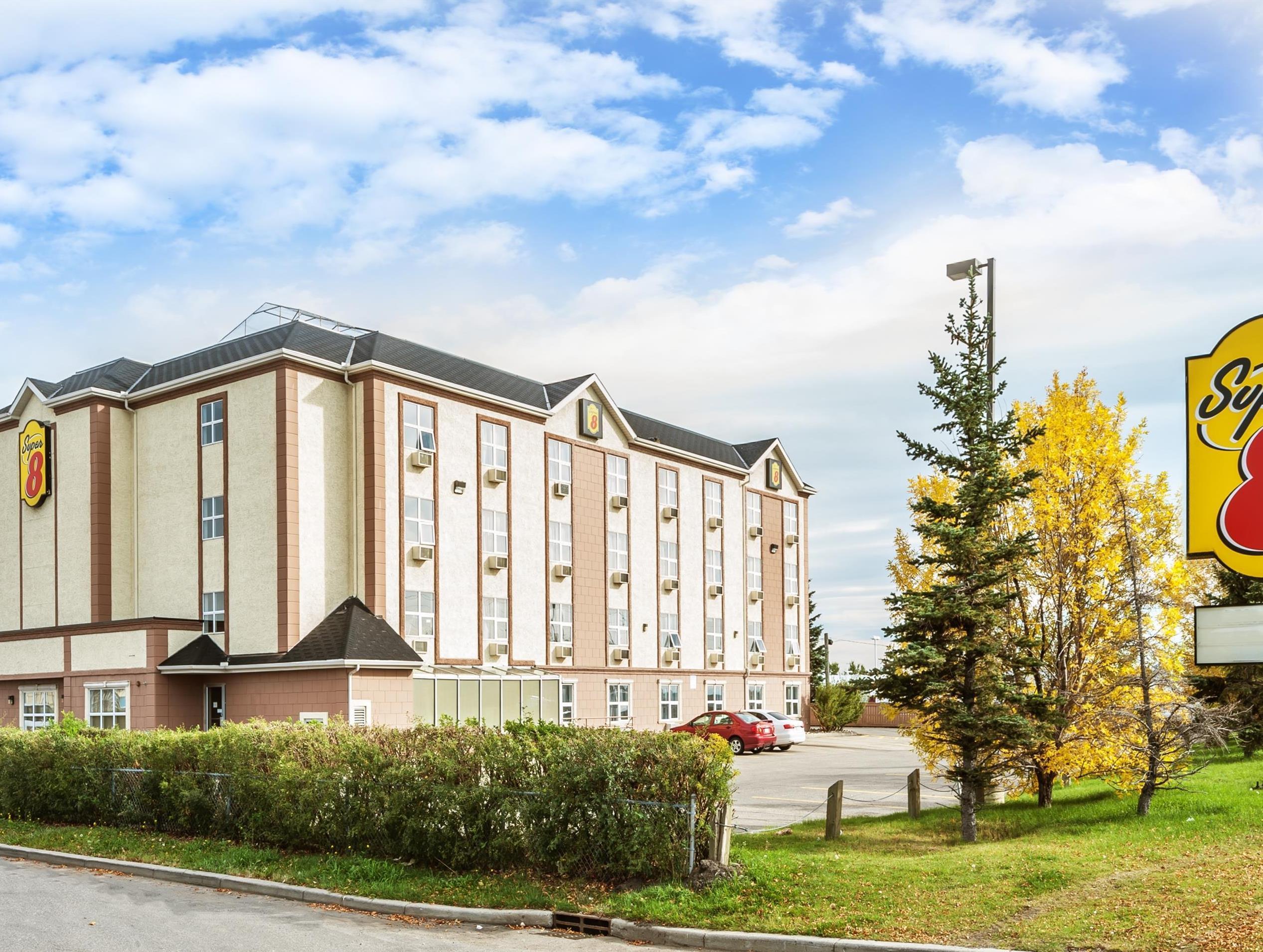 Hotel Super 8 By Wyndham Calgary/Airport Exterior foto